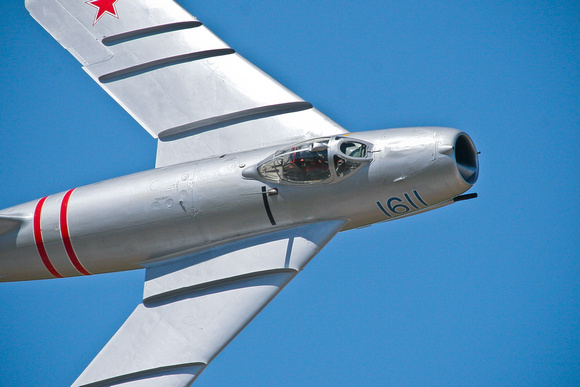MIG 17 flyby