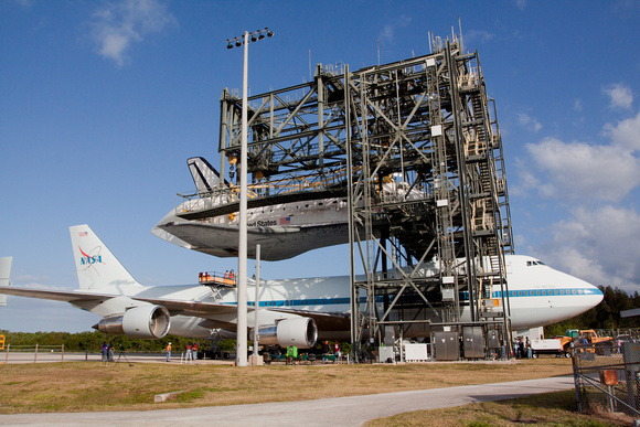 Discovery Lift